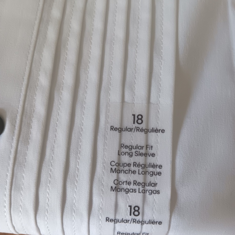 Calvin Klein Tuxedo Shirt Boys 18 White New Slim Fit Stretch Pleated CTFDB30F - Picture 2 of 5